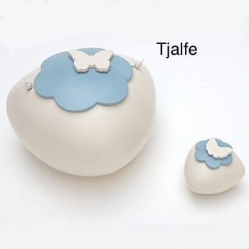 Keramiske sten med blå sommerfugl dekoration